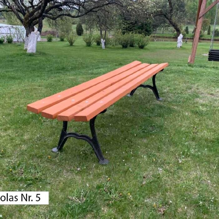 Suolas prie laiptynės be atlošo